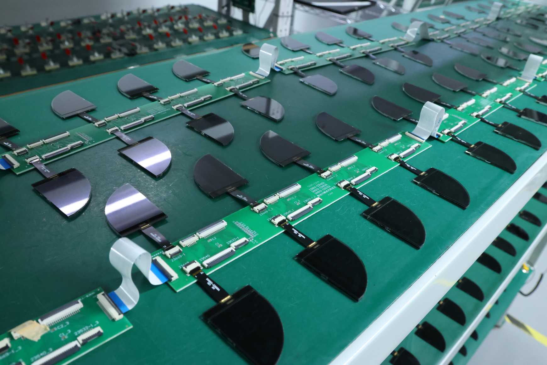 ການລວມຕົວຂອງອຸດສາຫະກໍາເຕັກໂນໂລຢີຂ້າມອຸດສາຫະກໍາ Spurs ຕະຫຼາດຫຼຸດລົງຮ້ອຍ - ລ້ານຊ້າງ, ຜູ້ຜະລິດ LCD ຂອງຈີນແຂ່ງຂັນກັບຍຶດຕິດຕາມການປັບແຕ່ງ