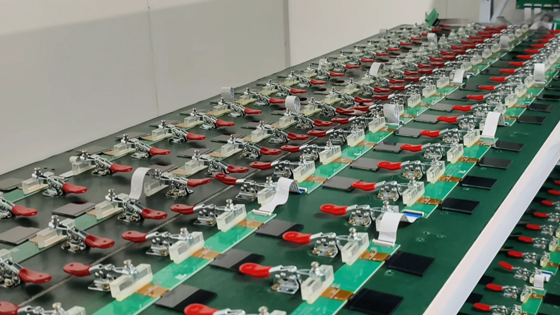 ຄູ່ມືການອອກແບບອຸນຫະພູມ TFT ສິ່ງແວດລ້ອມ: ຄໍາແນະນໍາດ້ານວິຊາຊີບຈາກ CNK Electronics